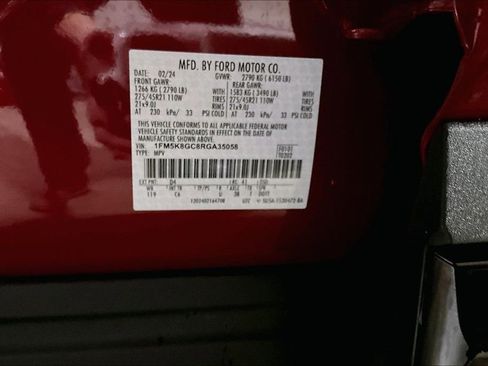 Certified 2024 Ford Explorer ST w/ Equipment Group 401A image 33