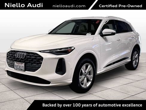 Used 2025 Audi Q5 Premium AWD/4WD image 1