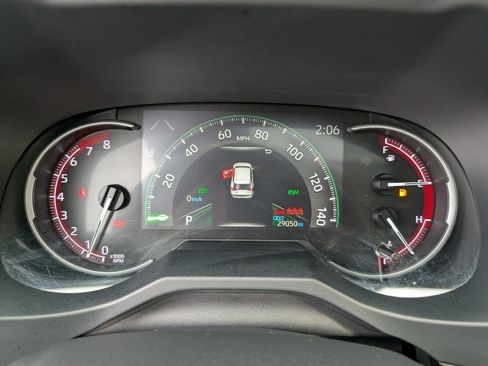 Used 2023 Toyota RAV4 XLE Premium image 19