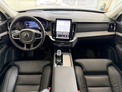 New 2026 Volvo XC90 T8 Ultra w/ Protection Package Premier image 23