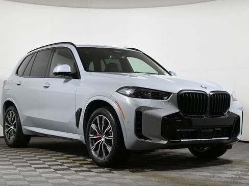 New 2026 BMW X5 xDrive40i w/ M Sport Package image 9