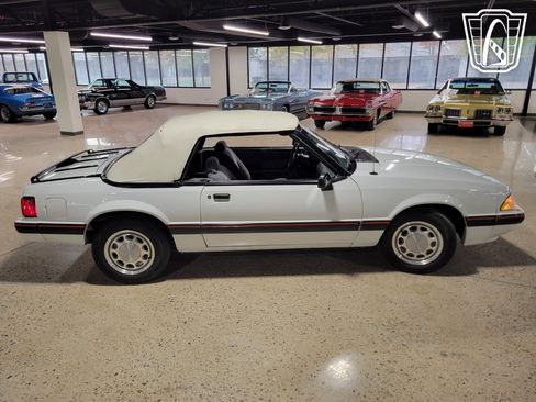 Used 1989 Ford Mustang LX RWD image 22