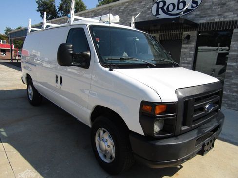 Used 2013 Ford E-250 and Econoline 250 w/ PWR Group image 2
