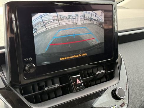 Used 2024 Toyota Corolla LE FWD image 33