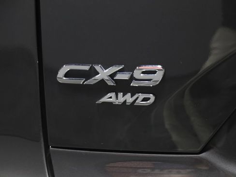 Used 2018 MAZDA CX-9 Touring w/ Touring Premium Package AWD/4WD image 39