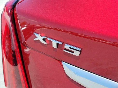 Certified 2023 Cadillac XT5 Luxury FWD image 7