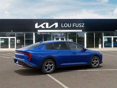New 2026 Kia K4 LXS image 6
