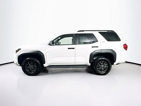 Used 2025 Toyota 4Runner SR5 image 4