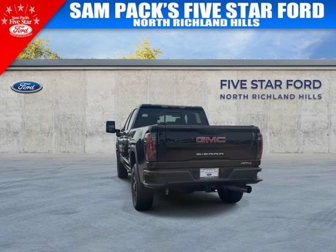 Used 2025 GMC Sierra 2500 AT4 w/ AT4 Premium Plus Package AWD/4WD image 8