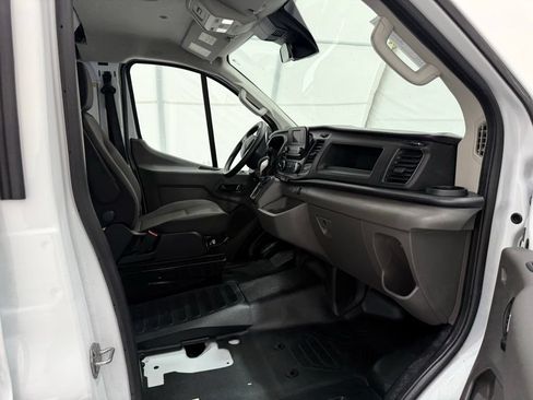 Used 2024 Ford Transit 250 Low Roof RWD image 13