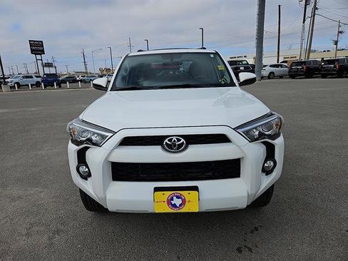Used 2019 Toyota 4Runner SR5 image 8