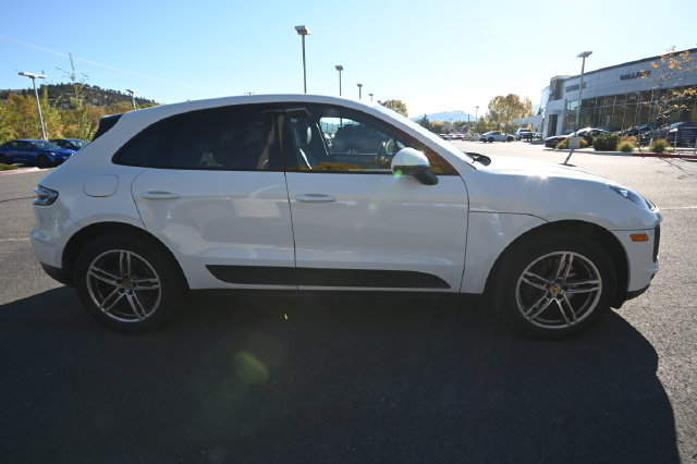 Used 2021 Porsche Macan AWD/4WD image 7