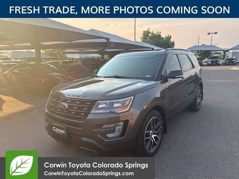 Used 2016 Ford Explorer Sport w/ Equipment Group 401A AWD/4WD image 3