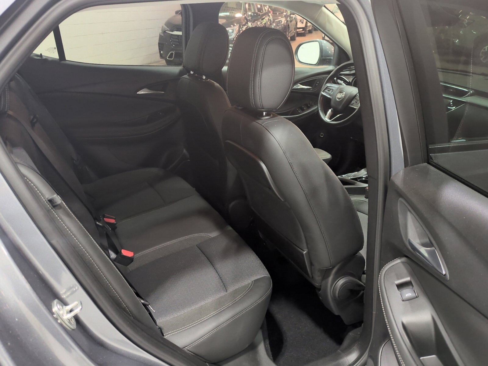 Used 2020 Buick Encore GX Select FWD image 11