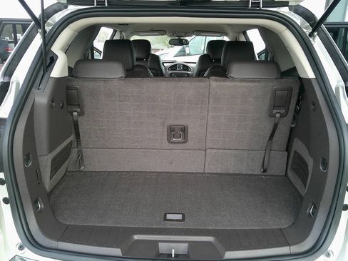 Used 2014 Buick Enclave Leather image 7