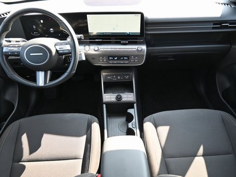 Used 2024 Hyundai Kona SEL w/ Convenience Package image 15