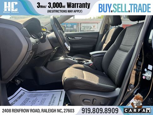 Used 2018 Nissan Rogue SV w/ Sun & Sound Touring Package AWD/4WD image 12