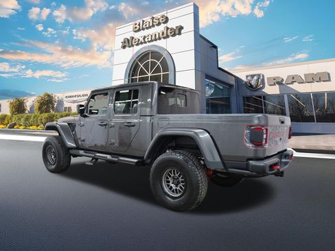 Used 2023 Jeep Gladiator Rubicon w/ Dual Top Group image 9