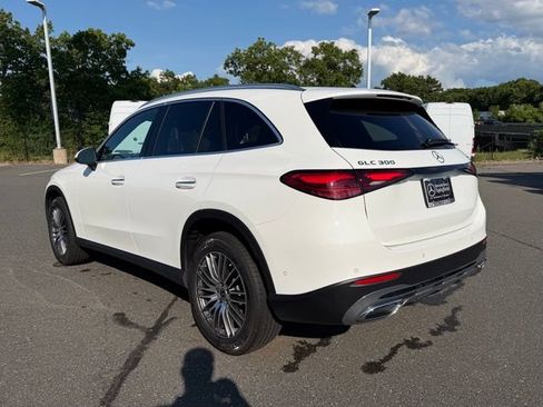 Used 2026 Mercedes-Benz GLC 300 4MATIC image 5