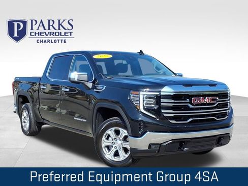 Certified 2025 GMC Sierra 1500 SLT image 1