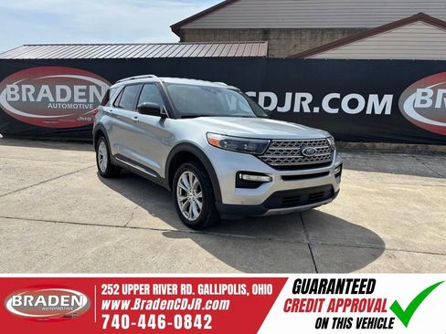 Used 2023 Ford Explorer Limited image 1