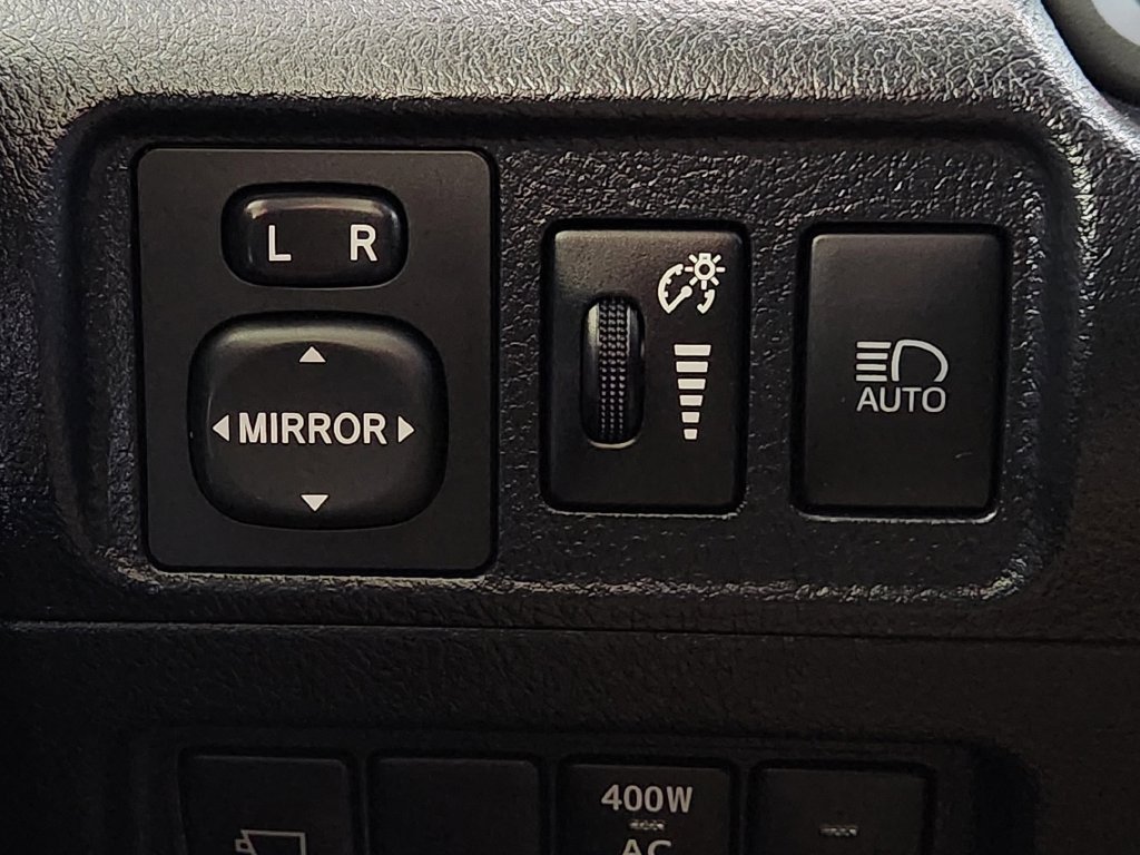 Used 2023 Toyota 4Runner TRD Off-Road Premium w/ Off Road Premium Plus Package AWD/4WD image 25