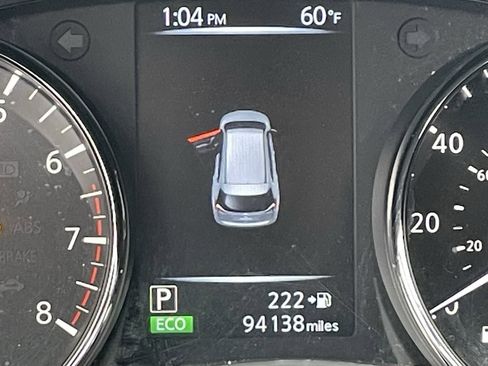 Used 2017 Nissan Rogue S image 21