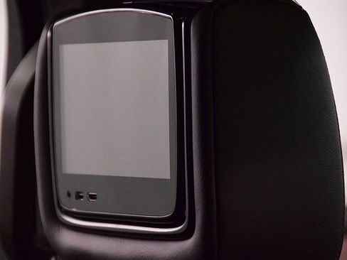 Used 2023 Ford Explorer King Ranch w/ Technology Package image 35