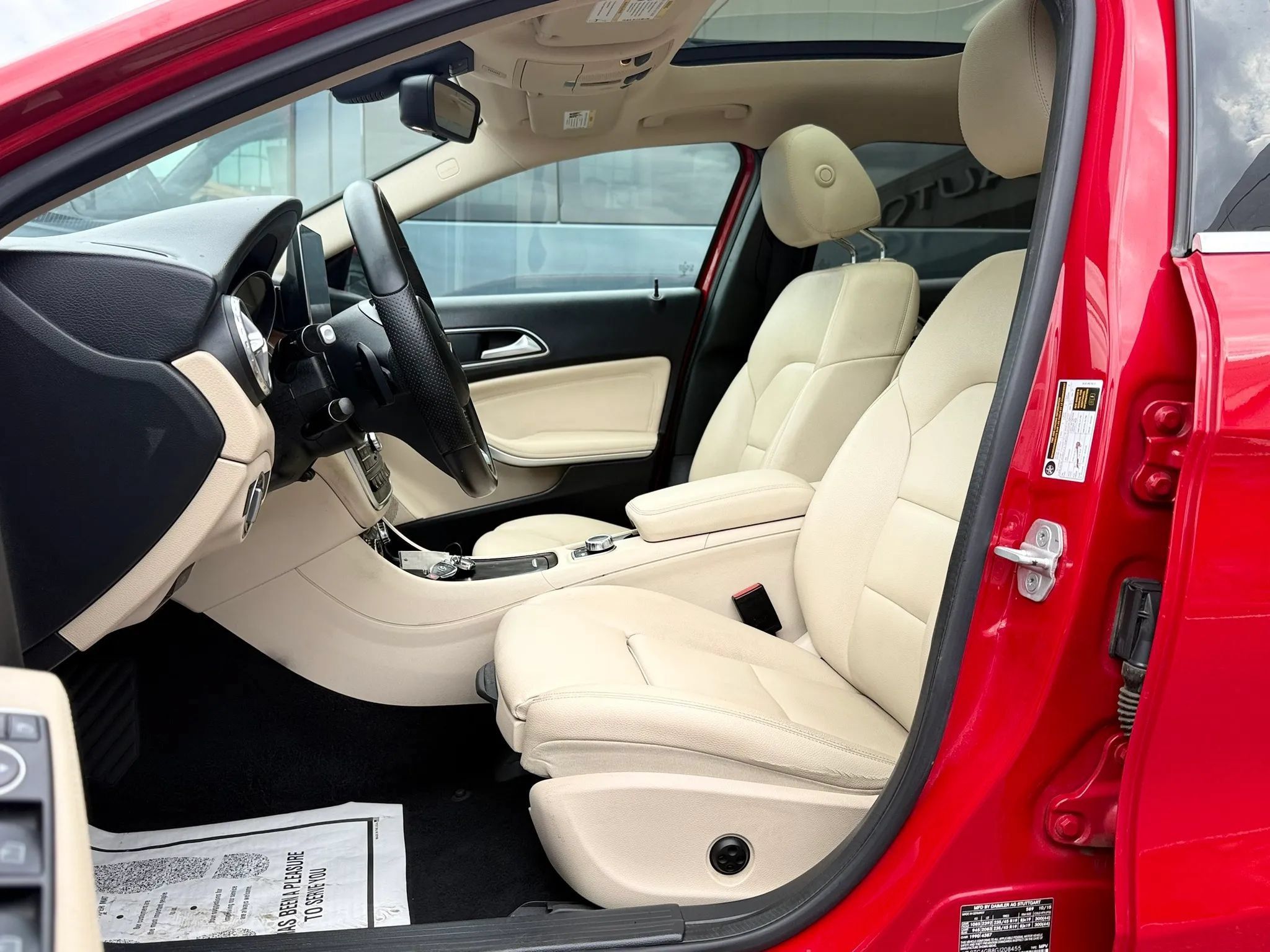 Used 2016 Mercedes-Benz GLA 250 4MATIC image 10