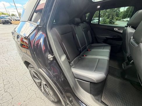 Used 2023 Volkswagen ID.4 Pro S RWD image 32