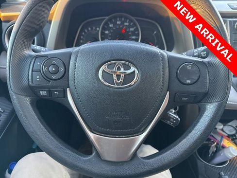 Used 2013 Toyota RAV4 XLE image 14