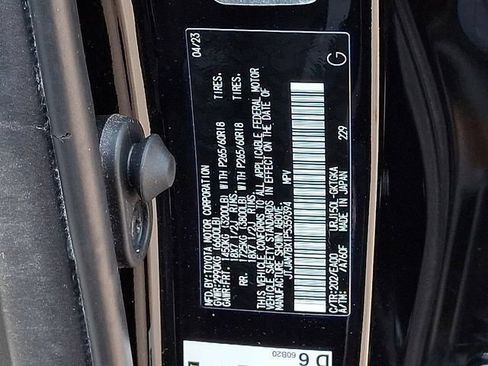 Certified 2023 Lexus GX 460 Premium w/ Premium Package AWD/4WD image 28