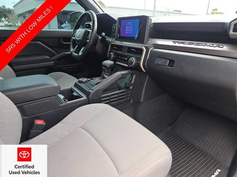 Certified 2025 Toyota Tacoma SR5 AWD/4WD image 13