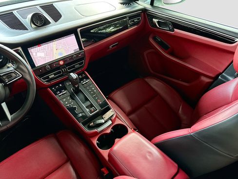 Used 2023 Porsche Macan S image 25