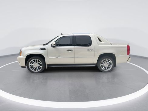 Used 2007 Cadillac Escalade EXT w/ Information Package AWD/4WD image 5