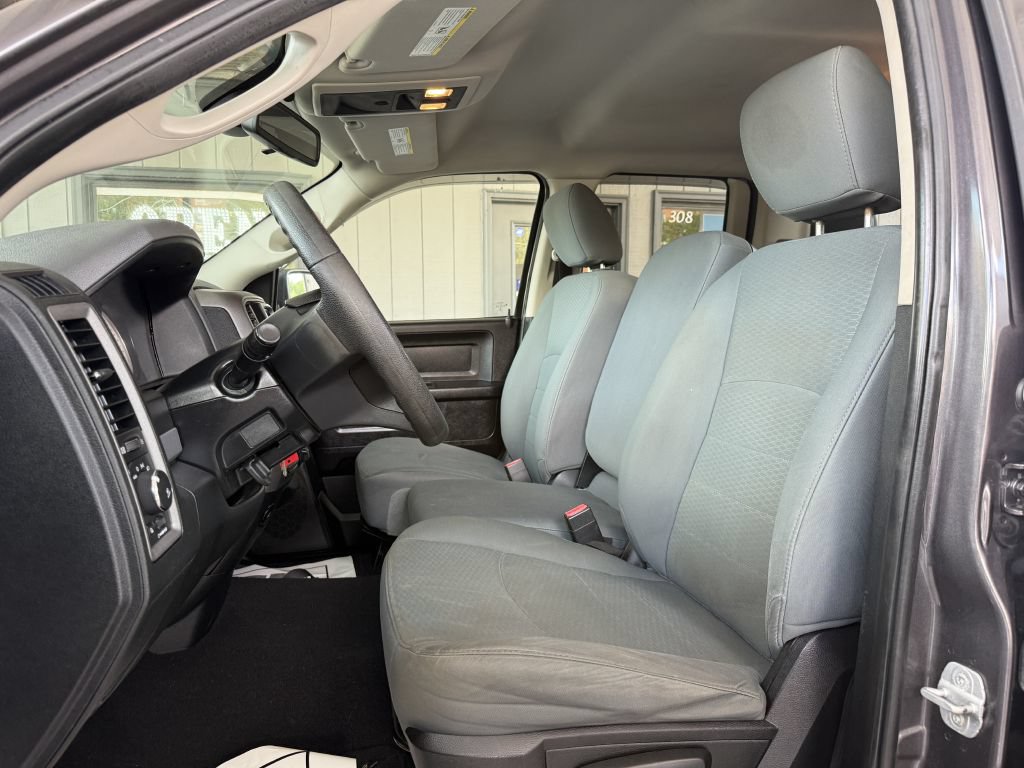 Used 2014 RAM 1500 Express AWD/4WD image 9