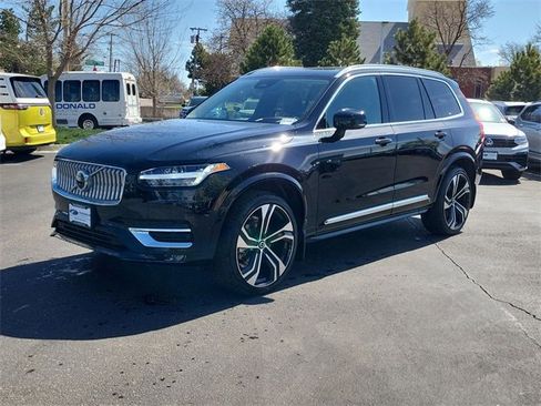 Certified 2025 Volvo XC90 B6 Ultra w/ Lounge Package image 1
