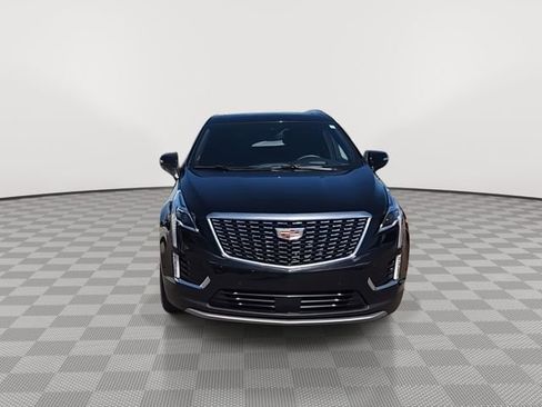 Used 2023 Cadillac XT5 Premium Luxury w/ Technology Package AWD/4WD image 3