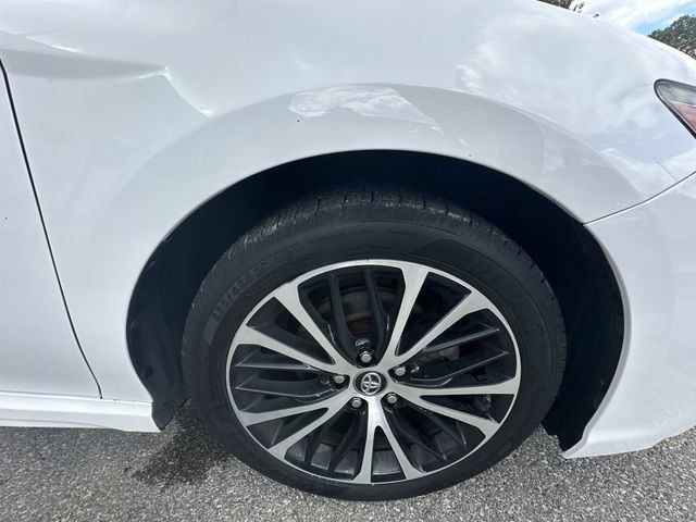 Used 2018 Toyota Camry SE FWD image 20