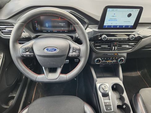 Used 2023 Ford Escape ST-Line AWD/4WD image 25
