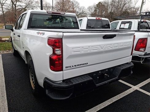 Used 2021 Chevrolet Silverado 1500 W/T image 3