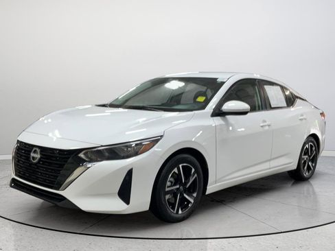 Used 2024 Nissan Sentra SV FWD image 5