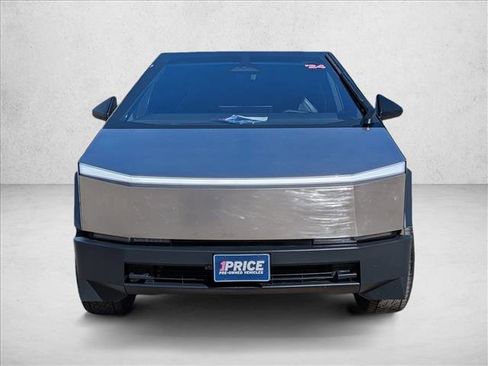 Used 2024 Tesla Cybertruck AWD Crew Cab image 2
