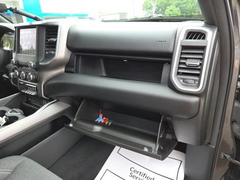 Used 2019 RAM 1500 Big Horn AWD/4WD image 40