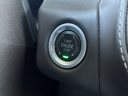 Used 2024 Chevrolet Suburban LT image 34