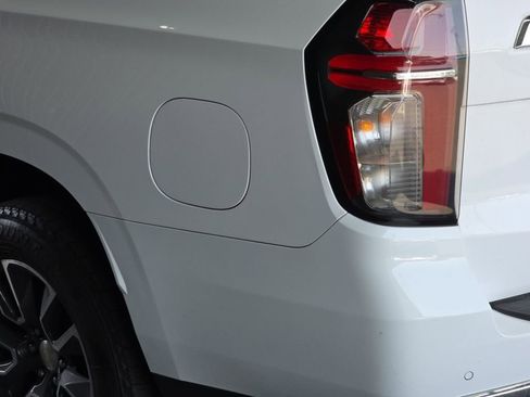 Used 2021 Chevrolet Tahoe LS AWD/4WD image 36