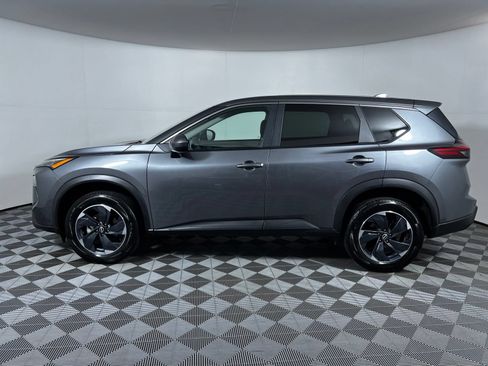 Used 2024 Nissan Rogue SV AWD/4WD image 9
