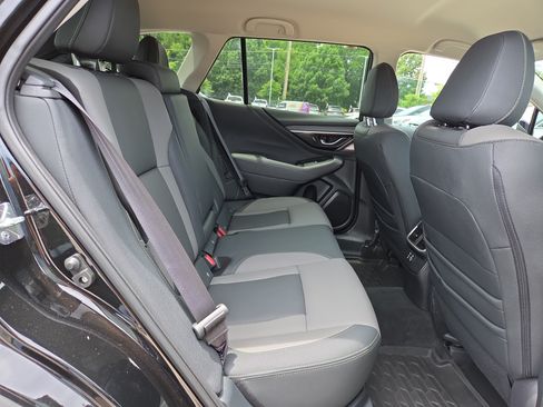Used 2023 Subaru Outback Onyx Edition AWD/4WD image 14