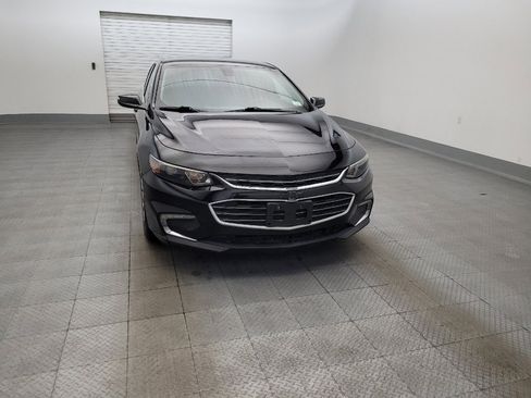 Used 2017 Chevrolet Malibu LT FWD image 14