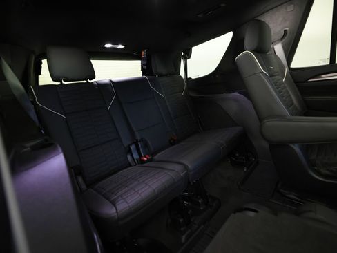 Used 2026 Cadillac Escalade Platinum Sport AWD/4WD image 12